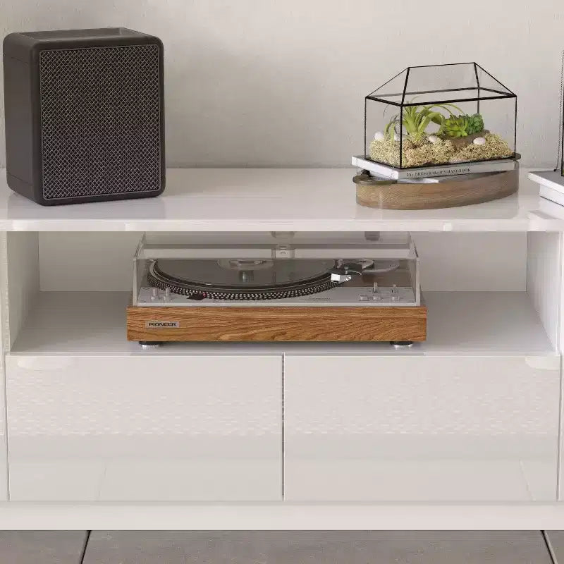 Meuble TV moderne laqué brillant avec tiroirs et bande lumineuse inférieure
